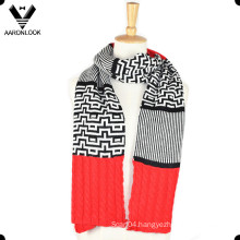 Lady′s Fashion Jacquard Joint Knitting Pattern Scarf